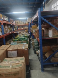 ขายเครื่องมือช่างมีอยู่ประมาณ 400 ลัง