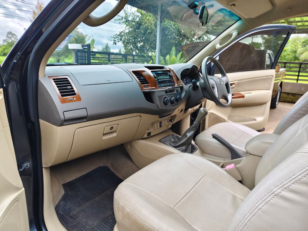 ขายวีโก้ 2.5E VN Turbo ขายวีโก้ 2.5E VN Turbo