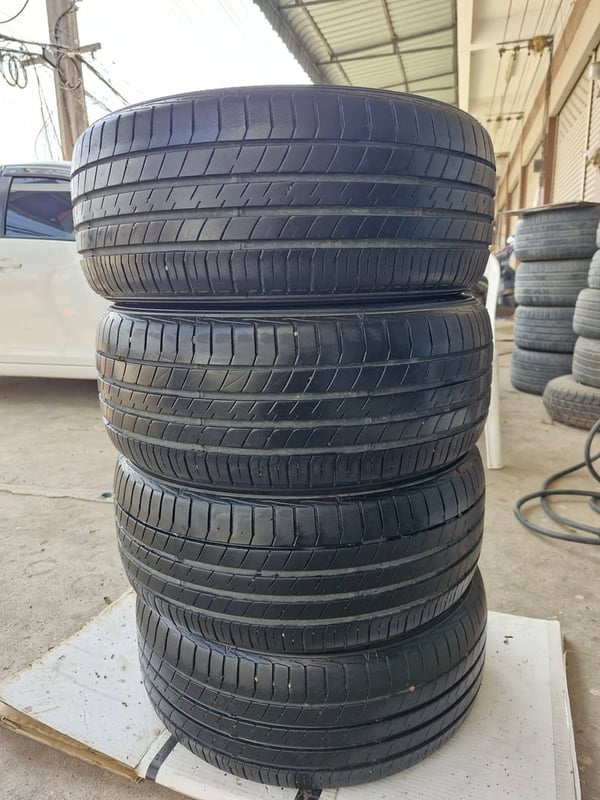 ยางมือ 2 DUNLOP LM705 195-50R15