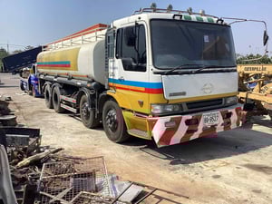 รถถังน้ำมัน รถถังน้ำมัน