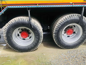 ดำเกษตร 12 ล้อ ดำเกษตร 12 ล้อ