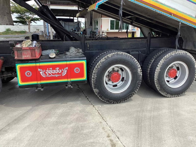 รถดั้ม 12 ล้อเกษตร