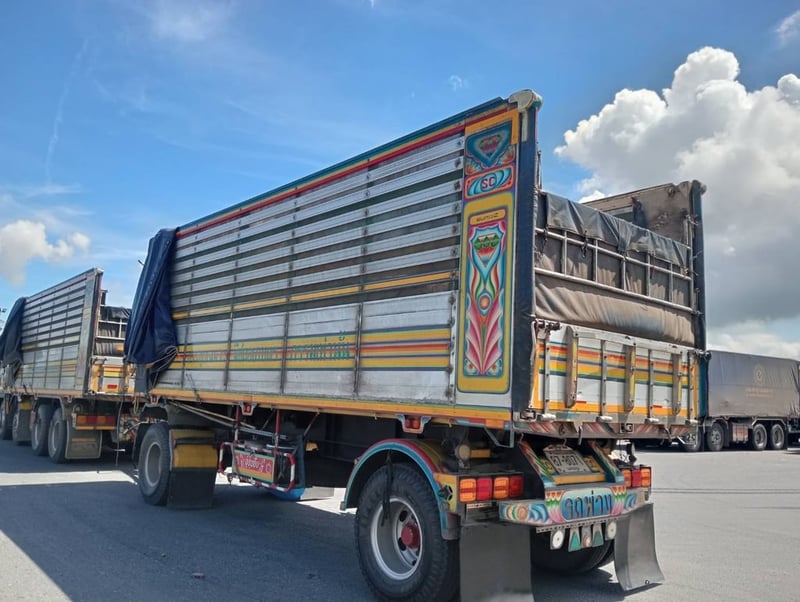 พ่วงแม่ลูกดำเกษตร พ่วงแม่ลูกดำเกษตร