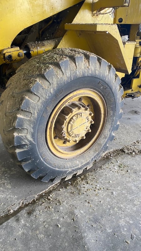 รถตักล้อยาง cat รถตักล้อยาง cat