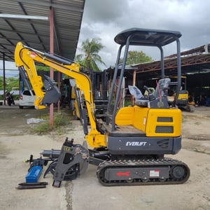 ขายแมคโคเล็กมือสอง ขายแมคโคเล็กมือสอง