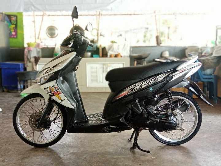 Honda Click110 คาบู มีเล่มทะเบียน+ชุดโอน(ภาษีขาดเกิน) Honda Click110 คาบู มีเล่มทะเบียน+ชุดโอน(ภาษีขาดเกิน)