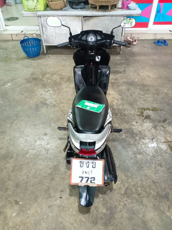 Honda Click110 เครื่องเดิม มีเล่มอย่างเดียว Honda Click110 เครื่องเดิม มีเล่มอย่างเดียว