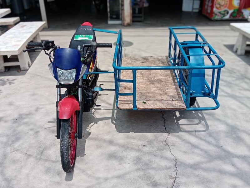 Honda Teana 4 เกียร์ พร้อมพ่วงข้าง มีเล่มทะเบียน Honda Teana 4 เกียร์ พร้อมพ่วงข้าง มีเล่มทะเบียน