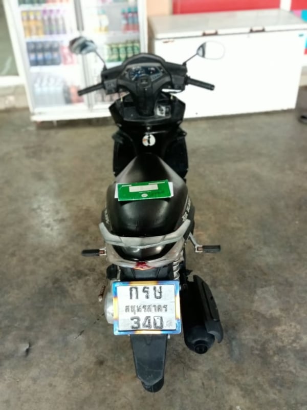 Honda Air Blade110cc. มีเล่มทะเบียน+ชุดโอน(ภาษีขาดเกิน) Honda Air Blade110cc. มีเล่มทะเบียน+ชุดโอน(ภาษีขาดเกิน)