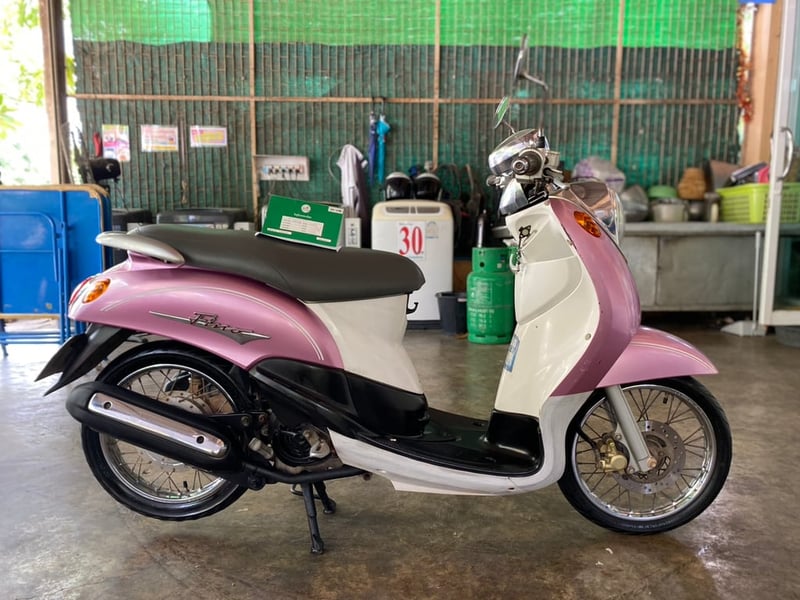 Yamaha​ Fino115 รถปี2008 มีเล่มทะเบียนอย่างเดียว(ภาษี​ขาดเกิน) 