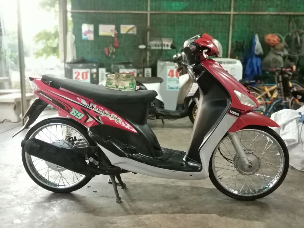 Yamaha​ Mio115 มีเล่มทะเบียน เครื่องเดิม คาบูเเดช ระบบไฟติดครบ เบรคหน้าหลังใช้งานได้          
