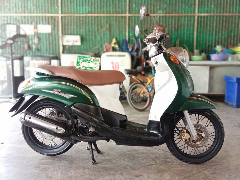 Yamaha​ Fino115 รถปี2007 มีเล่มทะเบียนอย่างเดียว(ภาษี​ขาดเกิน)​  