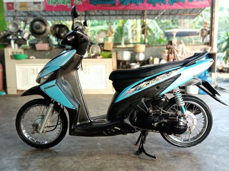  Honda​ Click110​ มีเล่มทะเบียนอย่างเดียว(ภาษีขาดเกิน)​ เครื่องเดิม คาบูเดิม    