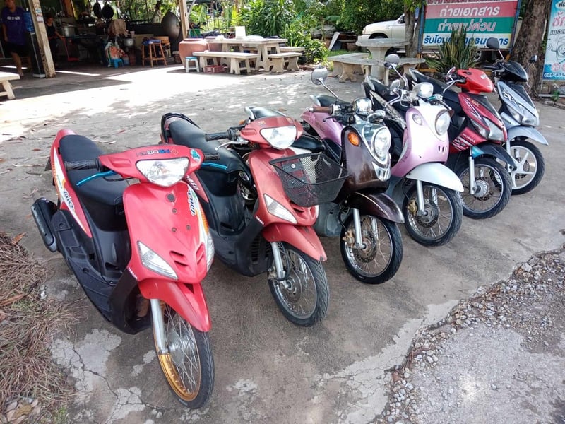 Yamaha Fino115 เครื่องเดิม คาบูเเดช มีเล่มทะเบียนชุดโอน