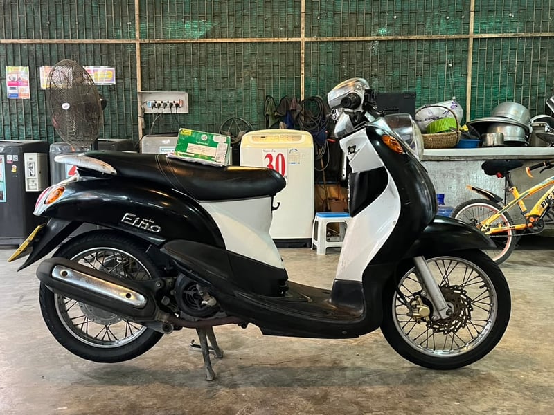 Yamaha​ Fino115 มีเล่มทะเบียน+ชุดโอน(ภาษี​ขาดเกิน บัตรหมดอายุ เลขเครื่องไม่มี)​  