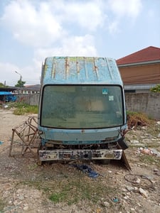 ขายซากรถ ISUZU สภาพตามรูป รถบรรทุก 6ล้อ ดั้มพ์