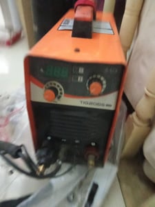 ขายเครื่องเชื่อม Jasic รุ่น TIG200S มือสอง ใช้งานได้ปกติ(ซื้อมาไม่ค่อยได้ใช้งาน)