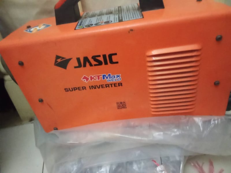 ขายเครื่องเชื่อม Jasic รุ่น TIG200S มือสอง ใช้งานได้ปกติ(ซื้อมาไม่ค่อยได้ใช้งาน)