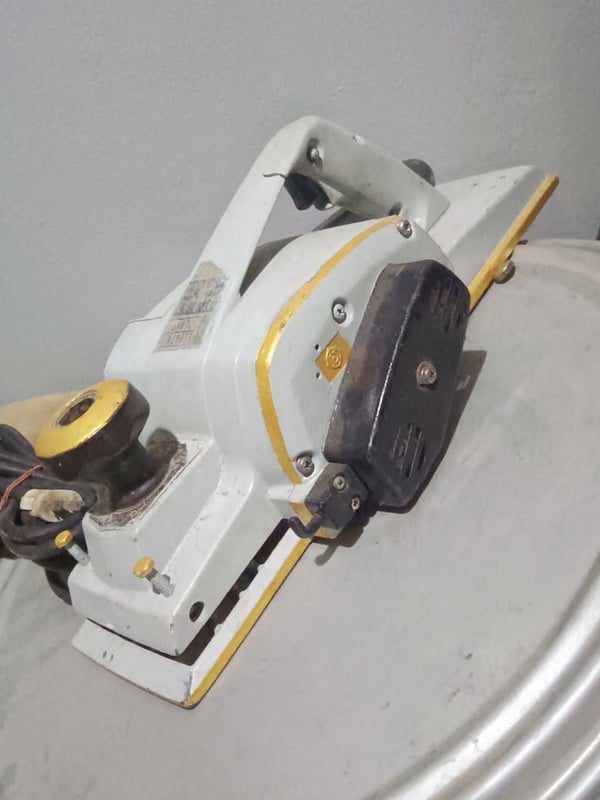 กบไฟฟ้า HITACHI 5นิ้ว กบไฟฟ้า HITACHI 5นิ้ว