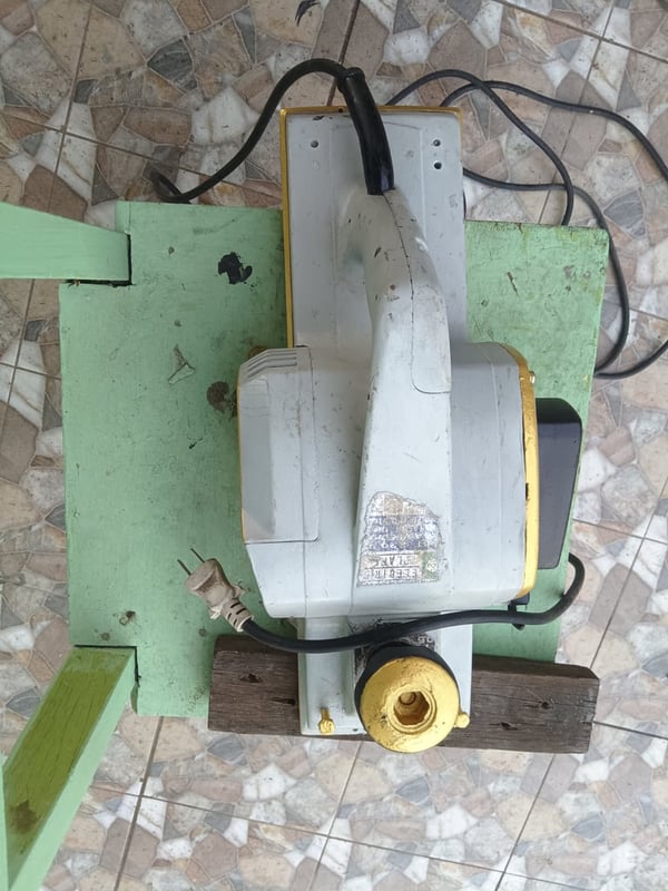 กบไฟฟ้า HITACHI 5นิ้ว กบไฟฟ้า HITACHI 5นิ้ว