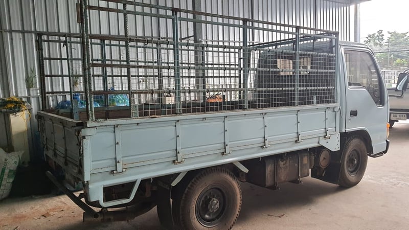 ISUZU NKR55EX1S 88แรงม้า รถบรรทุก 4ล้อ กระบะคอกสูง ปี1997 เลขไมล์ 376,884 กม.