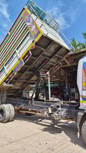 ขายรถ 6 ล้อดั๊มพ์เกษตร Hino ต่อรองราคาได้ครับ 