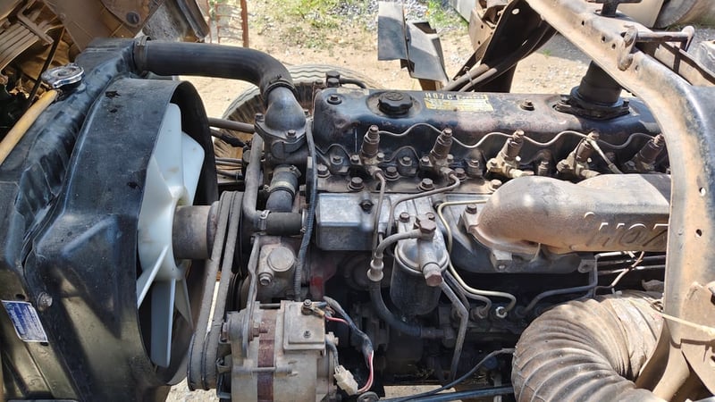 ขายรถ 6 ล้อดั๊มพ์เกษตร Hino ต่อรองราคาได้ครับ 