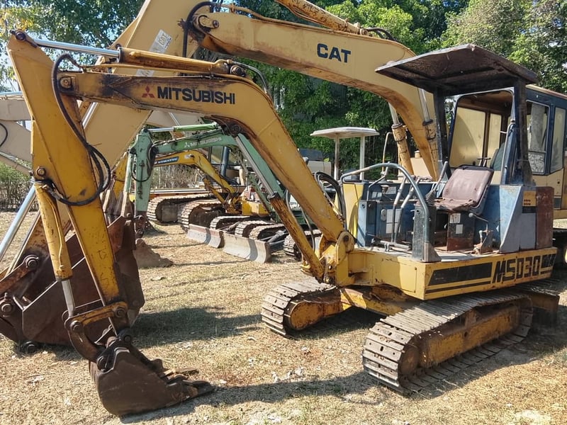 รถขุด MITSUBISHI MS030 สภาพดี พร้อมใช้งาน รถขุด MITSUBISHI MS030 สภาพดี พร้อมใช้งาน