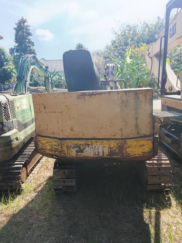 รถขุด KOMATSU PC20-6  สภาพดี  พร้อมใช้งาน