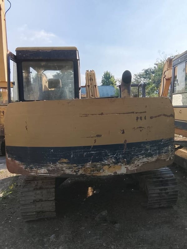 รถขุด CAT 307 สภาพดี พร้อมใช้งาน