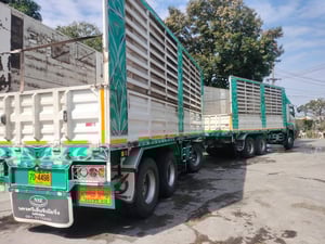 ISUZU FXZ 360แรงม้า รถบรรทุก 10ล้อ พ่วงแม่ลูก ปี2023 เลขไมล์น้อยกว่า 500,000 กม. ISUZU FXZ 360แรงม้า รถบรรทุก 10ล้อ พ่วงแม่ลูก ปี2023 เลขไมล์น้อยกว่า 500,000 กม.