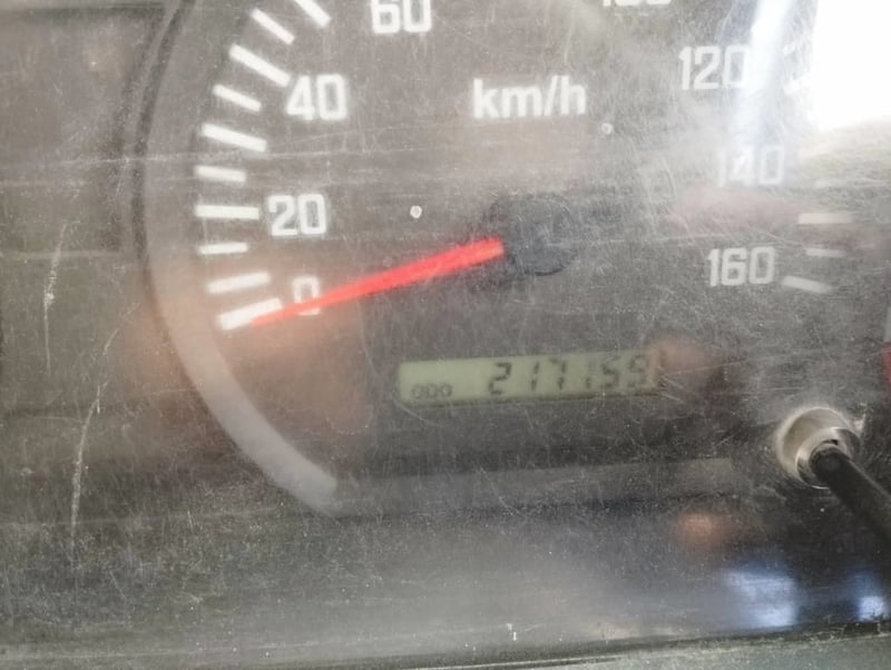 ขาย รถบรรทุก6ล้อ ISUZU FRR90 ติดเครน 3 ตัน สภาพดี พร้อมใช้งาน