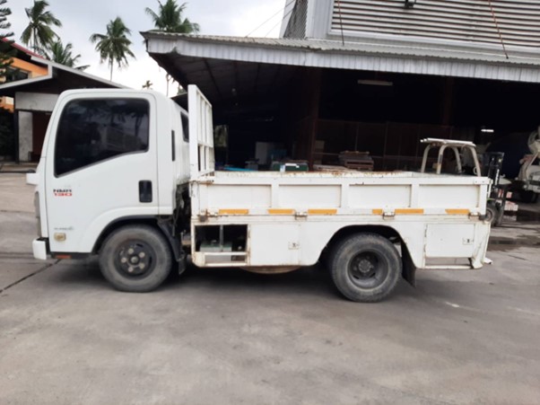 ขาย รถบรรทุก6ล้อ ขนาดเล็ก ISUZU NMR85 สภาพดี พร้อมใช้งาน