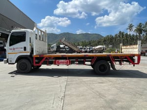 ขาย 6ล้อ ISUZU FRR90 ขนาดกลาง พื้นเรียบ สภาพดี พร้อมใช้งาน