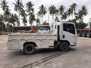 ขาย รถบรรทุก6ล้อ ขนาดเล็ก ISUZU NMR85 สภาพดี พร้อมใช้งาน