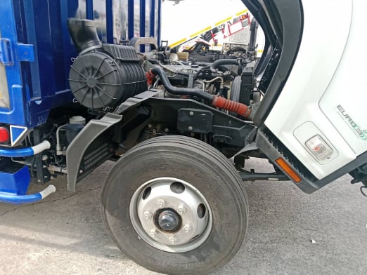 ISUZU FRR 190แรงม้า รถบรรทุก 6ล้อ ตู้แห้ง ปี2023