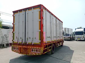 ISUZU NQR175 ปี65 ตู้10บาน ยาว5.6เมตร รถสวย เครื่องดี