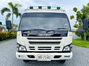 ISUZU NQR 150แรงม้า รถบรรทุก 6ล้อ กระบะคอกสูง ปี2005