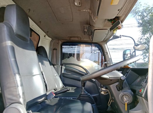 ISUZU FRR 240แรงม้า รถบรรทุก 6ล้อ ตู้เย็น ปี2020