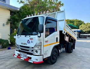 ISUZU NMR 130แรงม้า รถบรรทุก 6ล้อ ดั้มพ์ ปี2023 เลขไมล์ 61,000 กม.