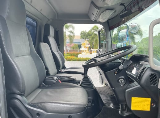 HINO FC 210แรงม้า รถบรรทุก 6ล้อ กระบะคอกสูง ปี2018