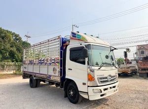 HINO Mega 150แรงม้า รถบรรทุก 6ล้อ กระบะคอกสูง ปี2017