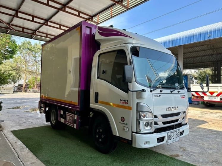 ISUZU NMR 130แรงม้า รถบรรทุก 6ล้อ ตู้แห้ง ปี2024 เลขไมล์ 71,000 กม.