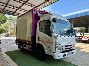 ISUZU NMR 130แรงม้า รถบรรทุก 6ล้อ ตู้แห้ง ปี2024 เลขไมล์ 71,000 กม.