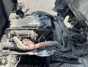 ISUZU NMR 130แรงม้า รถบรรทุก 6ล้อ กระบะคอกสูง ปี2015 ISUZU NMR 130แรงม้า รถบรรทุก 6ล้อ กระบะคอกสูง ปี2015