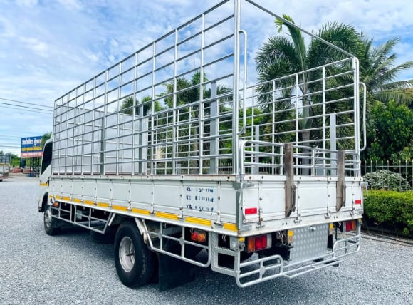 ISUZU NQR 175แรงม้า รถบรรทุก 6ล้อ กระบะคอกสูง ปี2014 ISUZU NQR 175แรงม้า รถบรรทุก 6ล้อ กระบะคอกสูง ปี2014