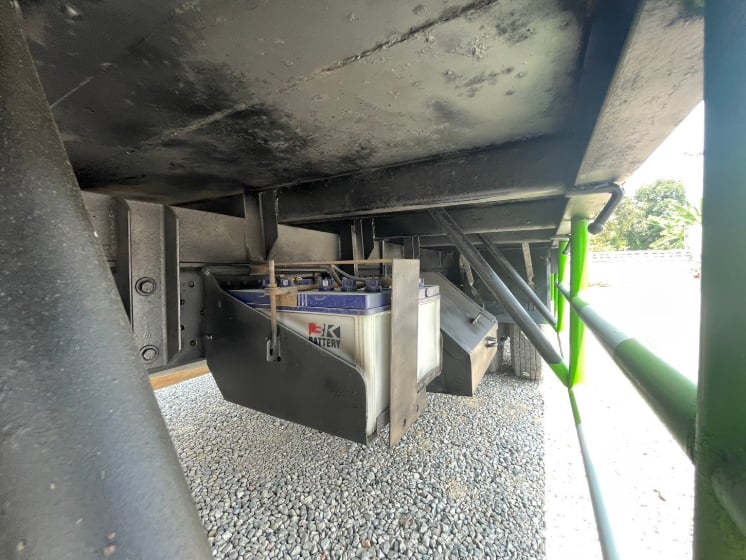 ISUZU NMR 130แรงม้า รถบรรทุก 6ล้อ กระบะคอกสูง ปี2015 ISUZU NMR 130แรงม้า รถบรรทุก 6ล้อ กระบะคอกสูง ปี2015