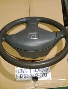 ขายพวงมาลัยเดิมติดรถยนต์ HONDA รุ่น CIVIC eg 3 ประตูและ 4 ประตูของแท้เดิมๆติดรถมาขนาดเส้นผ่าศูนย์กลาง 14" สภาพสวยพร้อมใช้งานได้ ขาย 12900฿รวมส่ง รับของได้ที่บางกะปิ ไม่มีเก็บเงินปลายทาง โทร 081-1162670