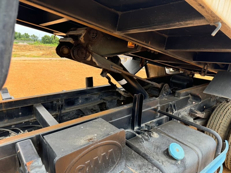 Hino 6ล้อดั้ม 210 ปี 63 