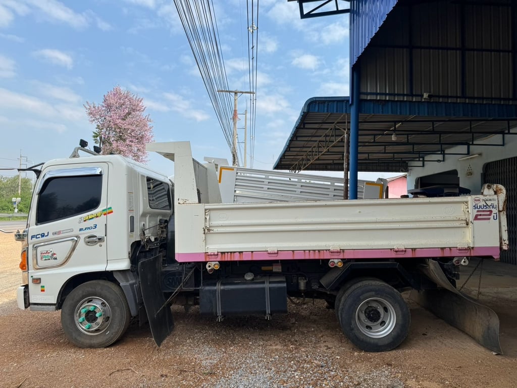 ขาย Hino 6 ล้อดั้ม 145 ปี59  ขาย Hino 6 ล้อดั้ม 145 ปี59